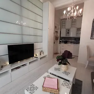 https://studio-chic-le-csy-des-prcheurs.fr-provencehotel.com