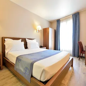 hotel-capitole.fr-provencehotel.com/